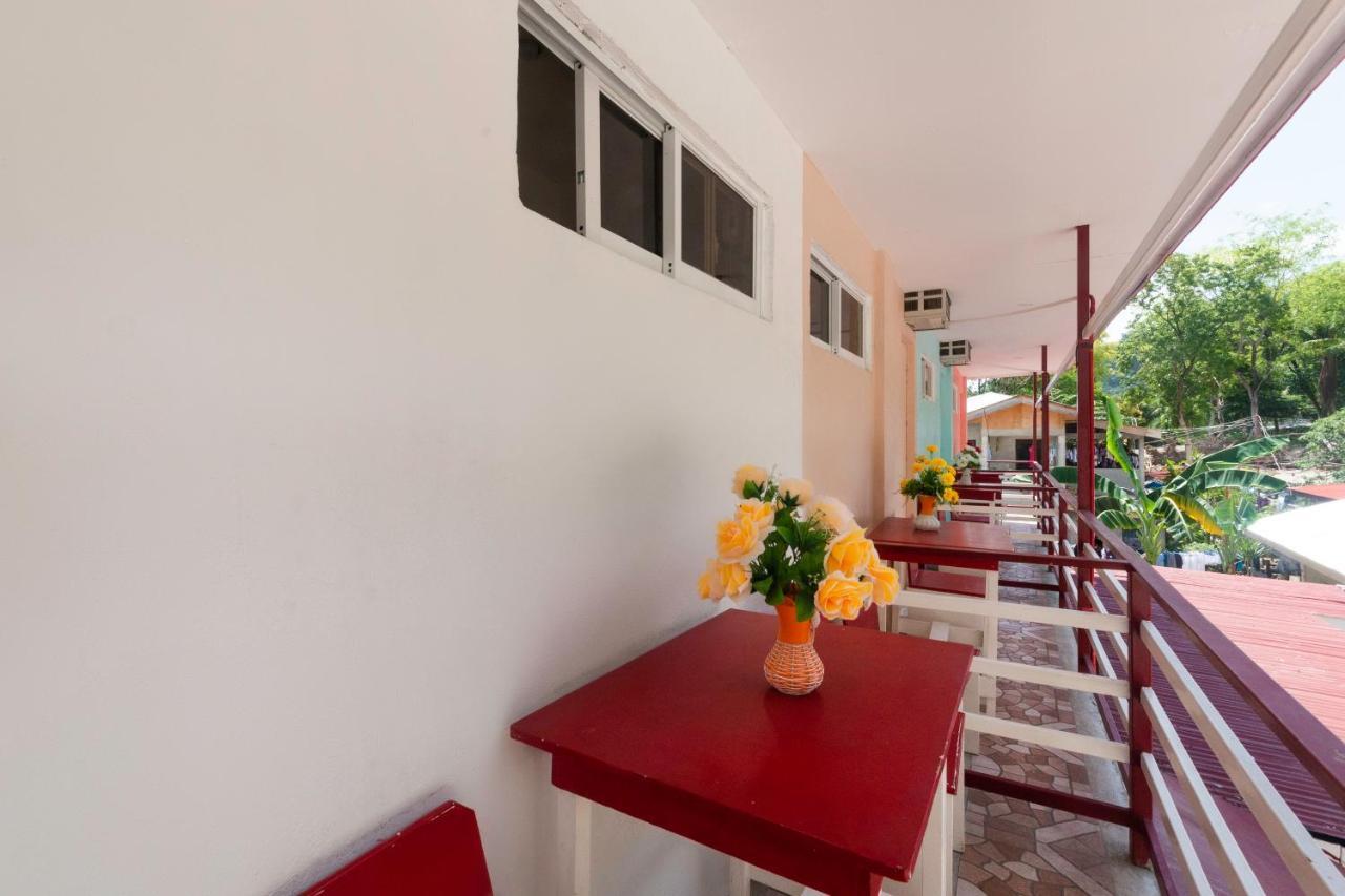 Oyo 449 Sunrise 888 Hotel Oslob Exterior foto